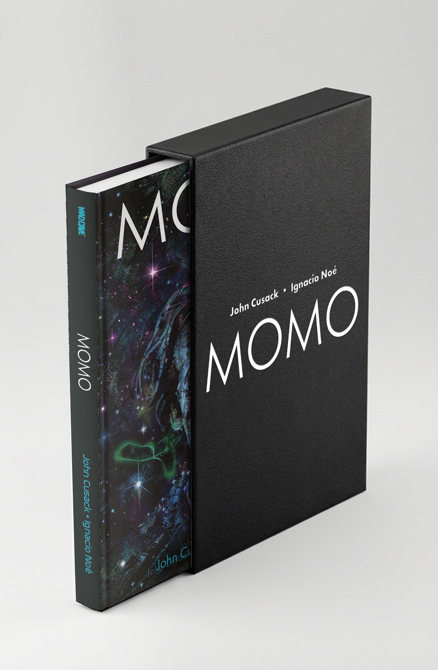 MOMO HC SLIPCASE (MR) (30 Sep Release)
